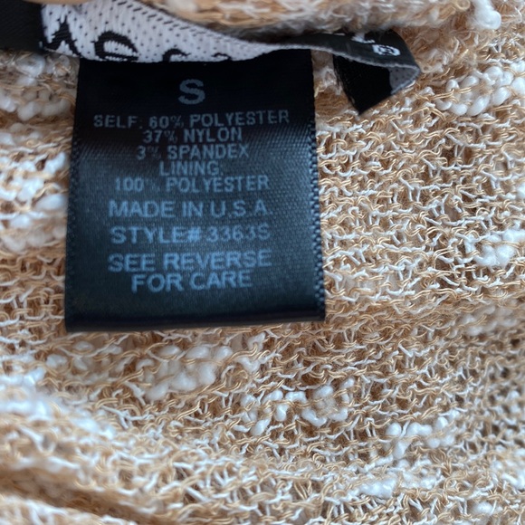 ❤️3/$30 Wet Seal Cardigan with Lace Trim - Picture 9 of 9